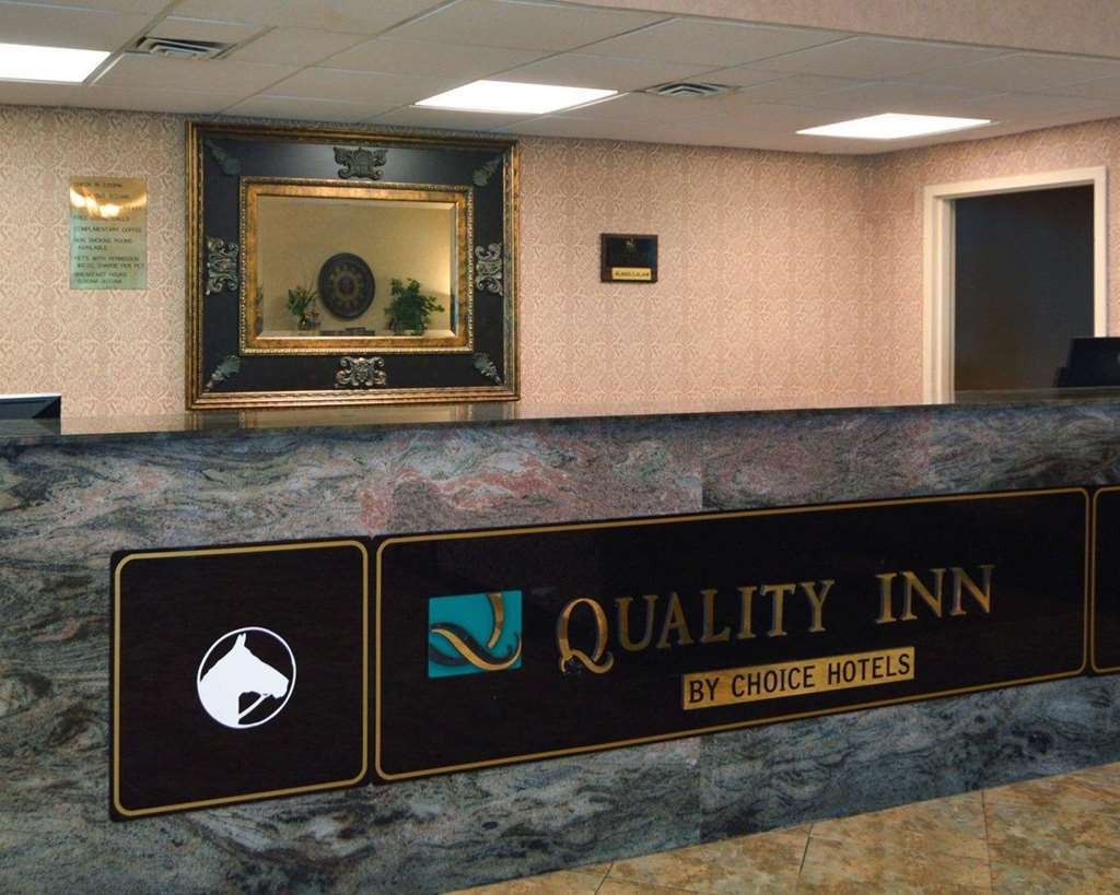 Quality Inn Гейнсвилл Интерьер фото
